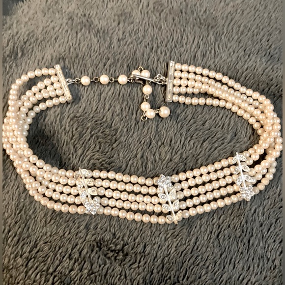 Monet Jewelry - Vintage Monet 4 strand Pearl/rhinestone/choker